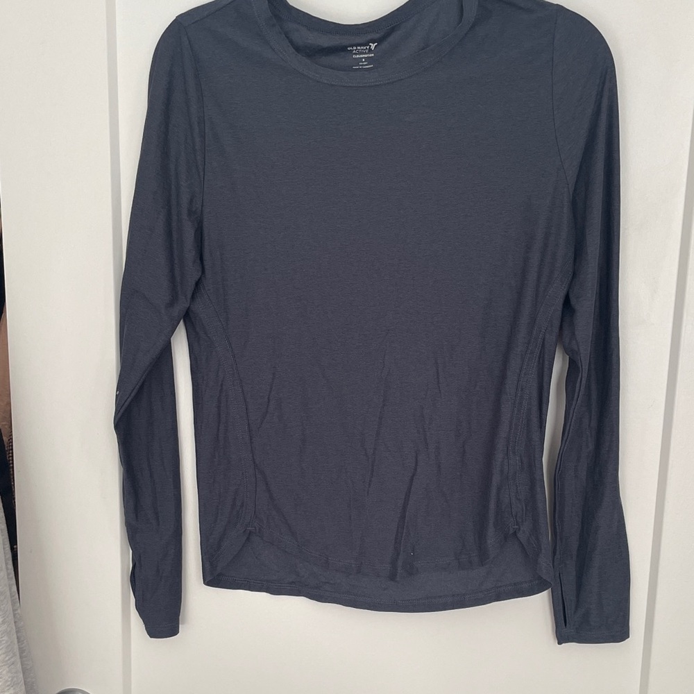 Old Navy Women's Long Sleeve Workout Top